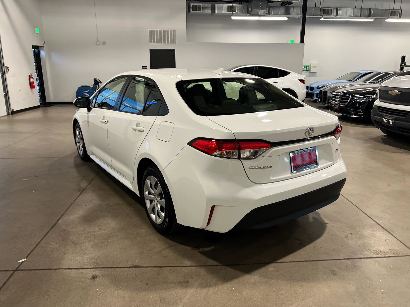 Used 2023 Toyota Corolla LE image 5