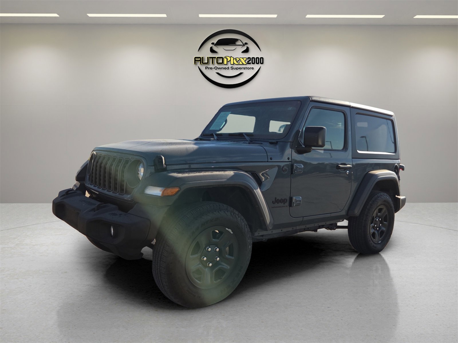 Used 2024 Jeep Wrangler Sport image 3