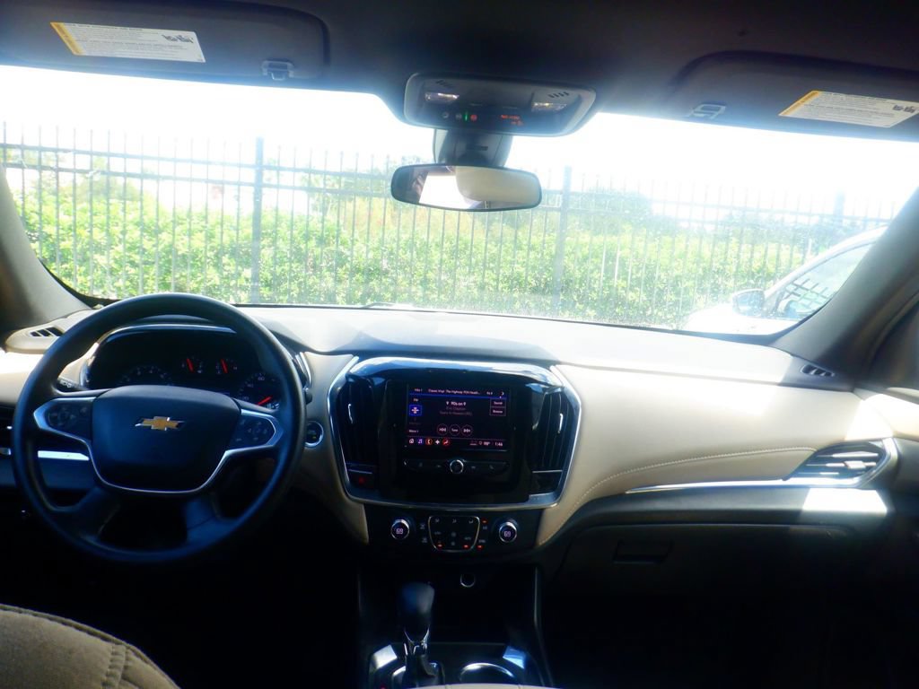 Used 2023 Chevrolet Traverse LS w/ Safety Package FWD image 12