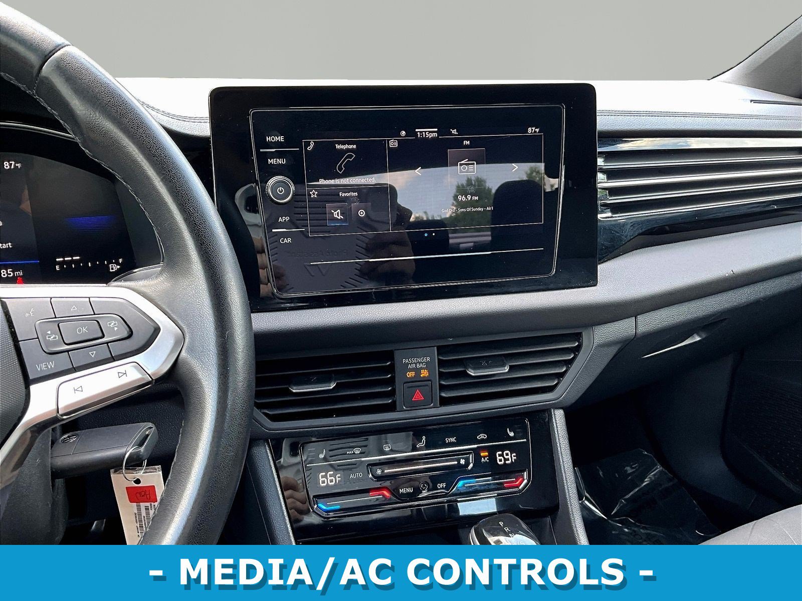 Used 2025 Volkswagen Jetta Sport FWD image 9