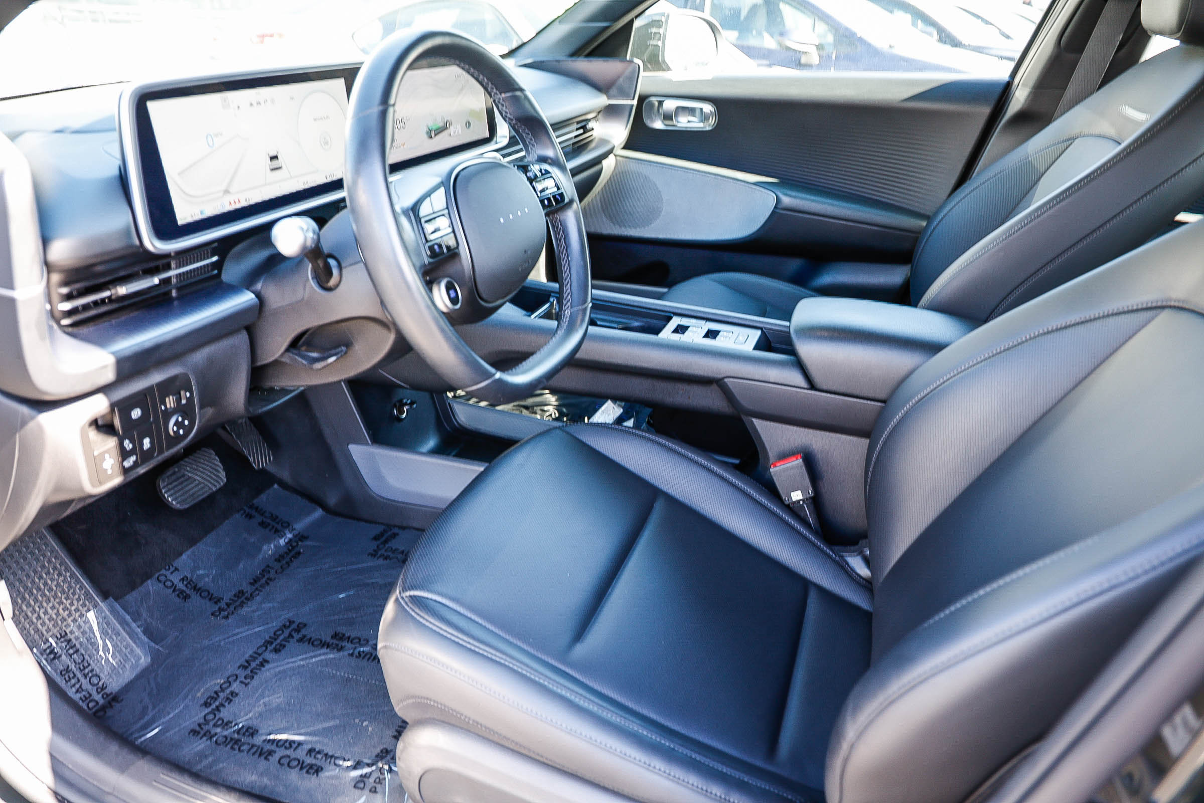 Used 2023 Hyundai Ioniq 6 SEL RWD image 2