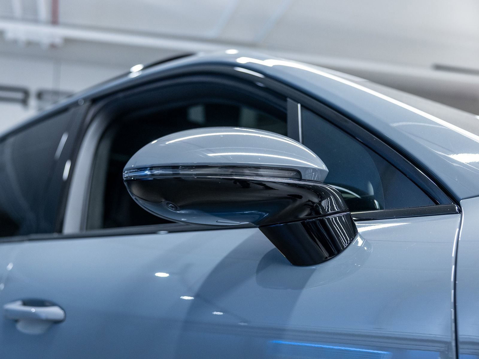 Certified 2025 Porsche Cayenne GTS image 17