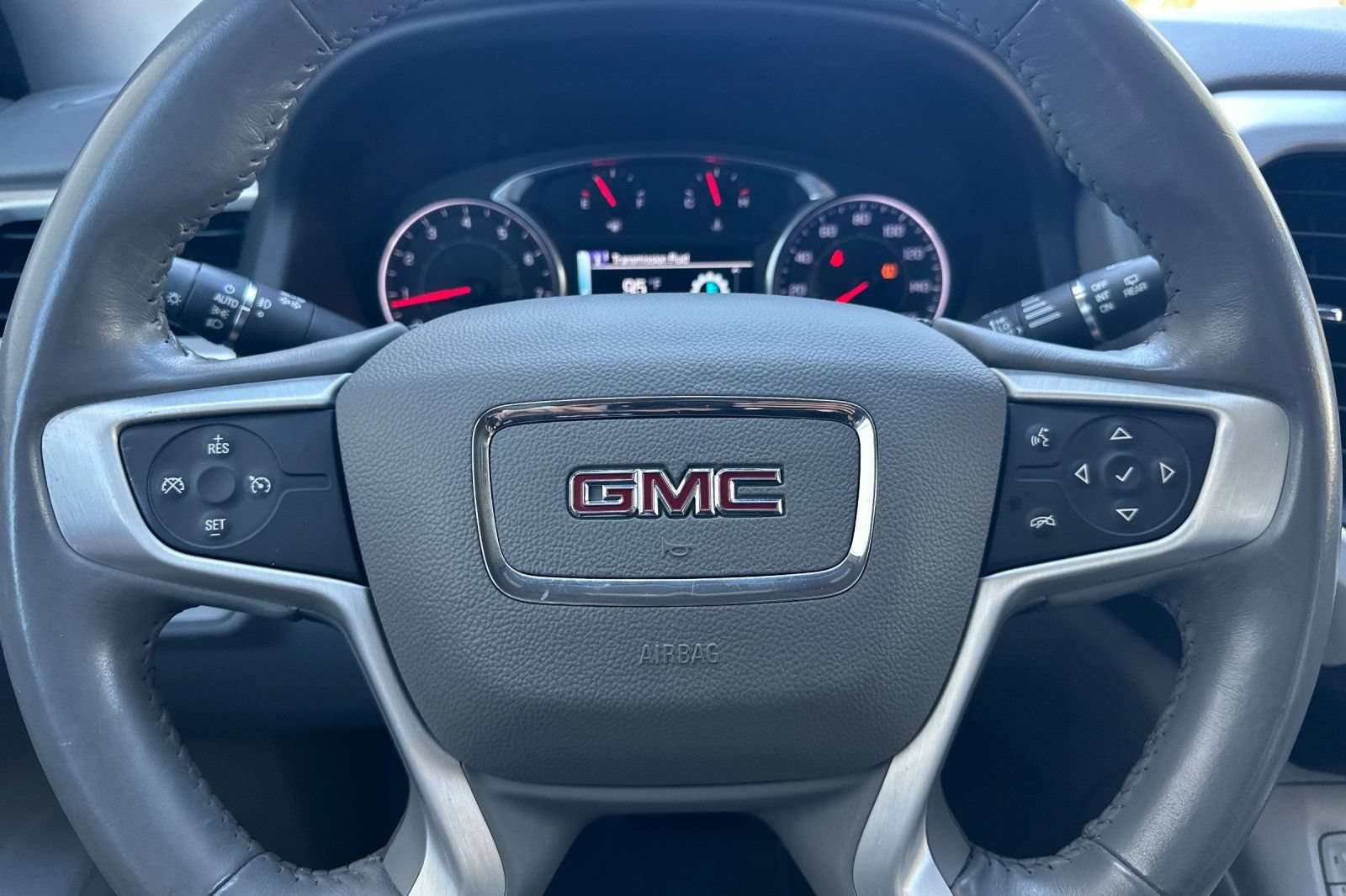 Used 2017 GMC Acadia SLE w/ Driver Alert Package I FWD image 24