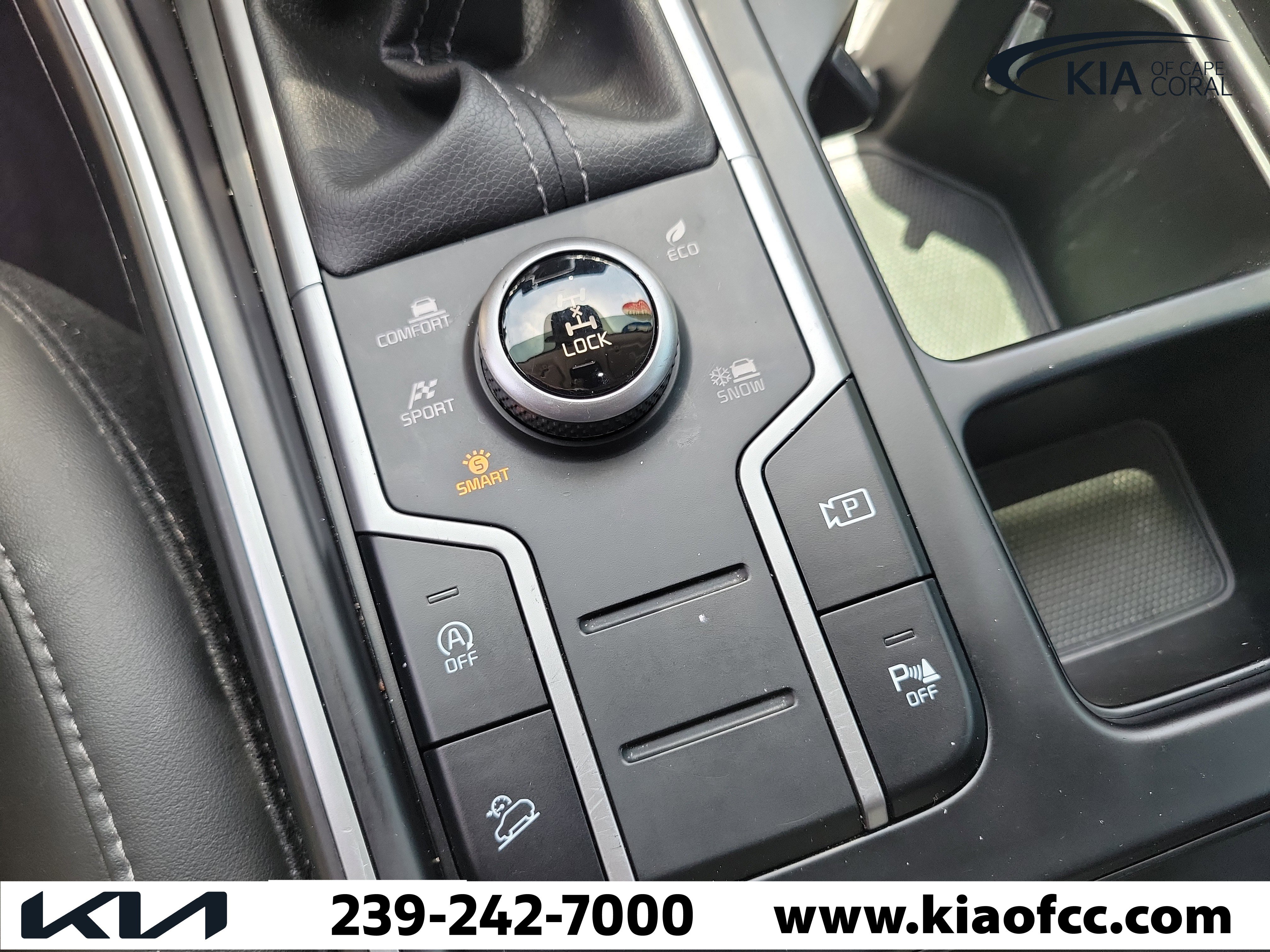 Certified 2022 Kia Sorento S w/ Panoramic Sunroof Package image 31