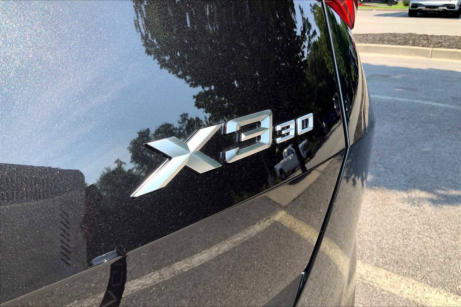 Used 2025 BMW X3 xDrive30i w/ Premium Package image 15