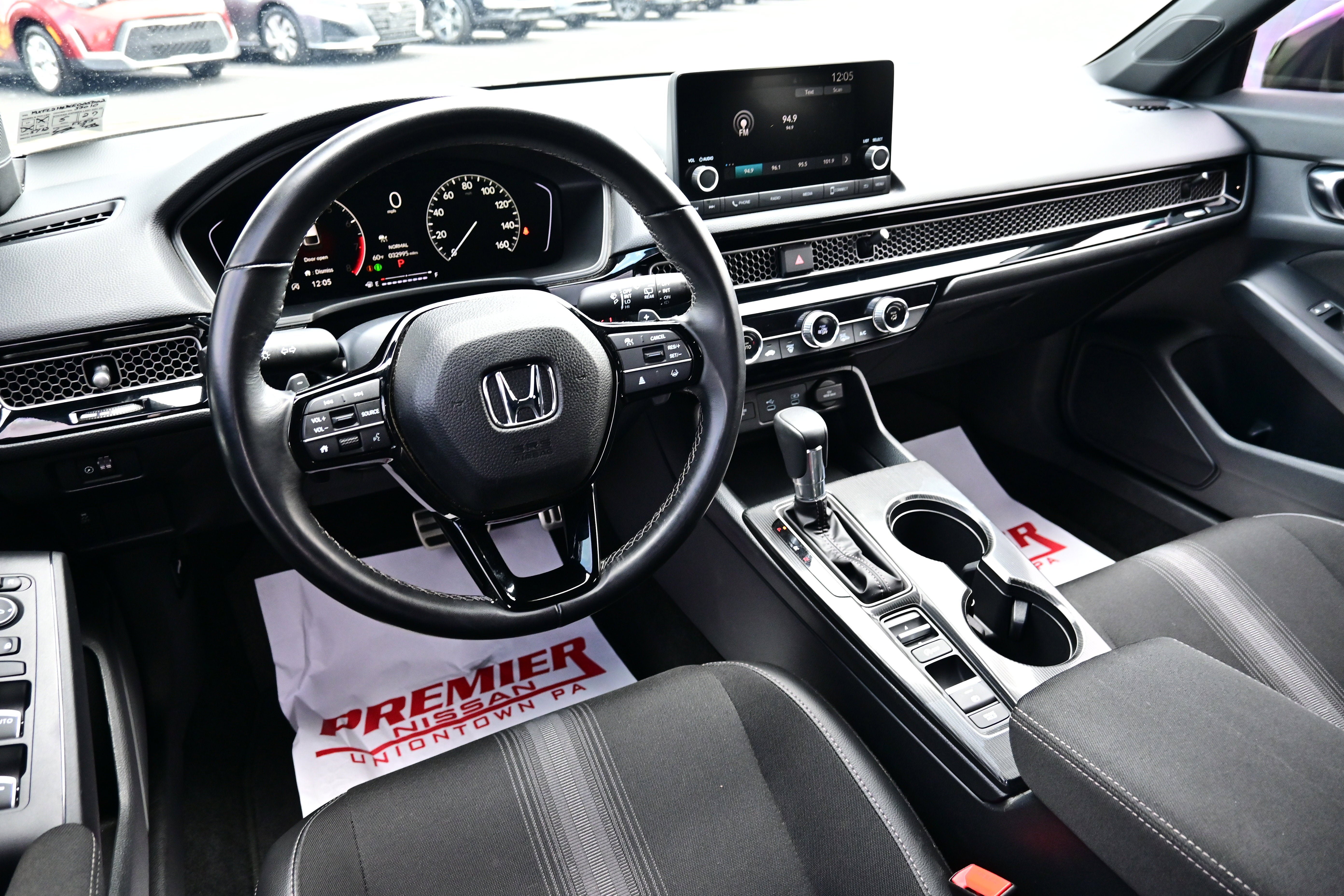 Used 2025 Honda Civic Sport image 19