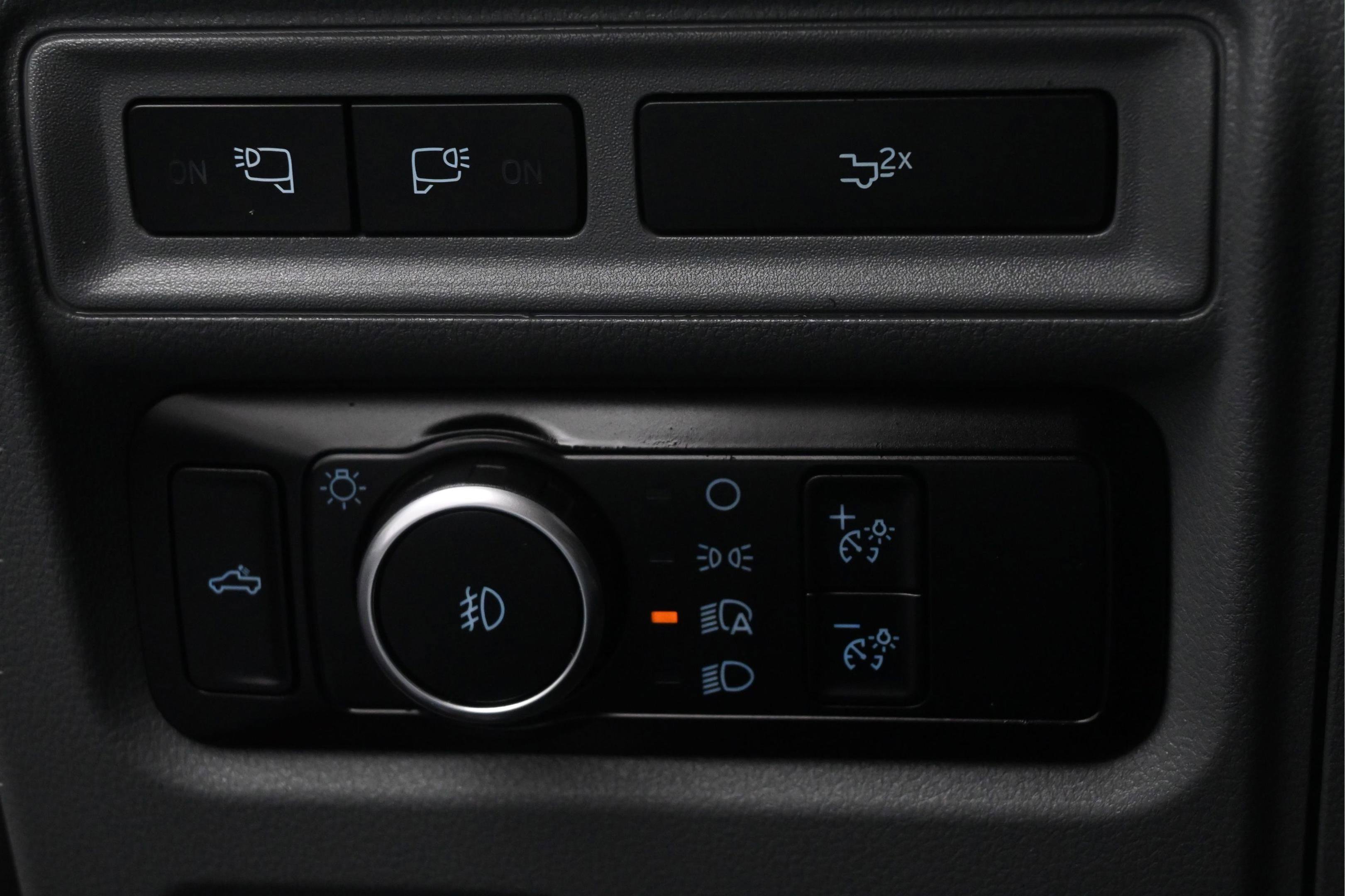 Used 2024 Ford F150 XLT w/ Equipment Group 302A MID RWD image 19