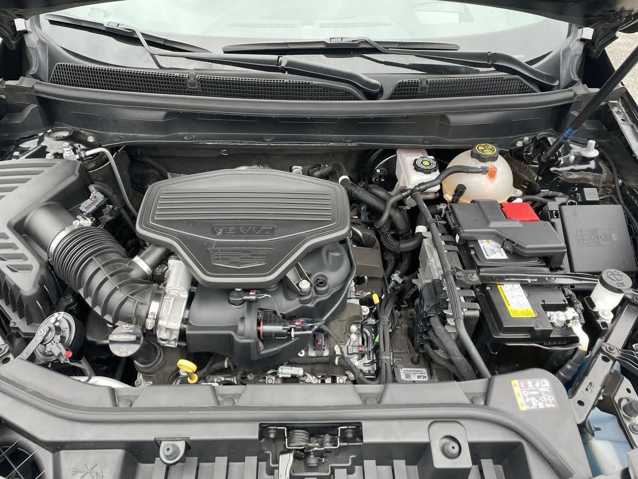 Used 2024 Cadillac XT5 Sportv w/ Technology Package AWD/4WD image 37