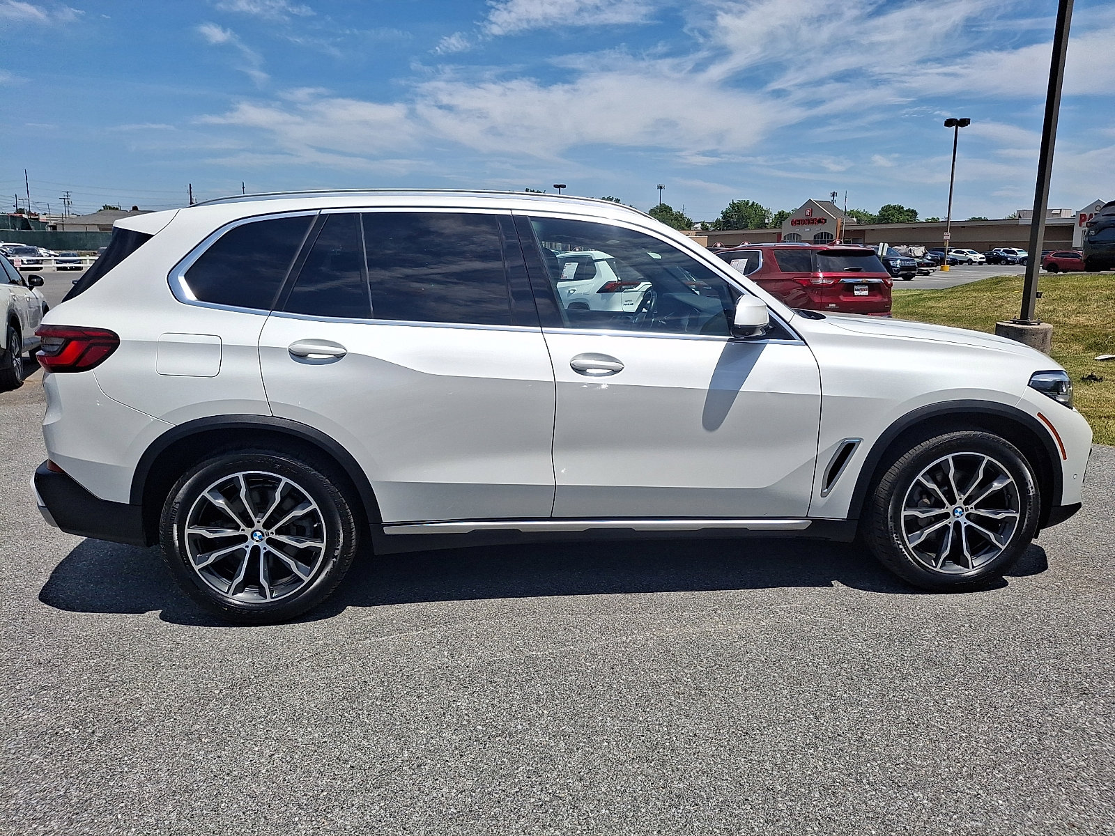 Used 2019 BMW X5 xDrive40i w/ Convenience Package AWD/4WD image 7