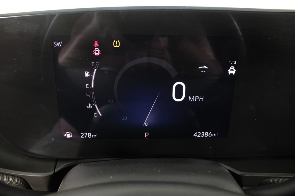 Used 2024 Buick Envista Preferred w/ Convenience II Package FWD image 11