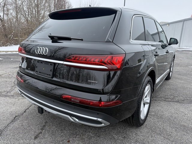 Used 2023 Audi Q7 2.0T Premium Plus w/ Premium Plus Package image 3