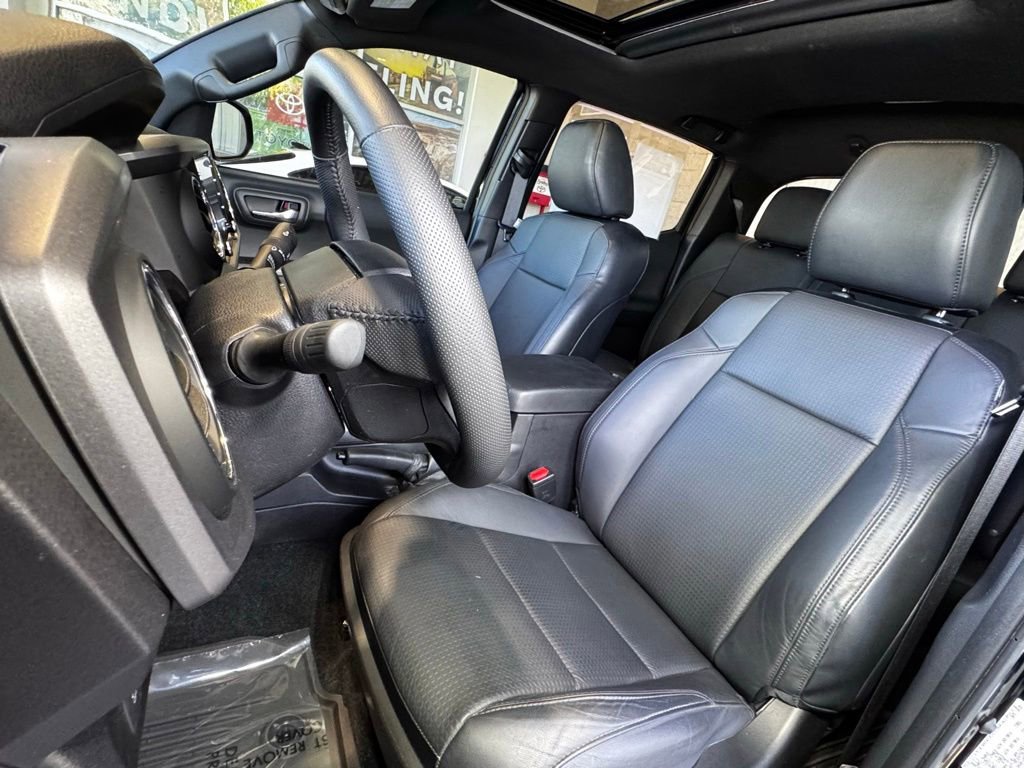 Used 2023 Toyota Tacoma TRD Off-Road w/ TRD Premium Off Road Package AWD/4WD image 20