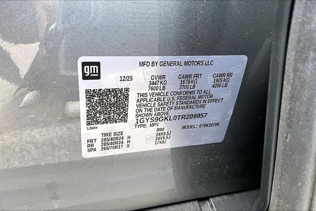 New 2026 Cadillac Escalade Platinum Sport w/ LPO, ONYX Package AWD/4WD image 13