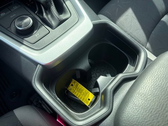 Used 2021 Toyota RAV4 XLE w/ Convenience Package AWD/4WD image 30
