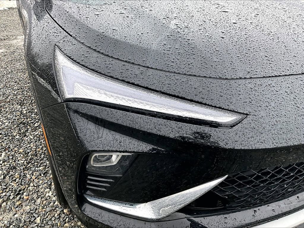 Used 2025 Buick Envista Sport Touring image 27