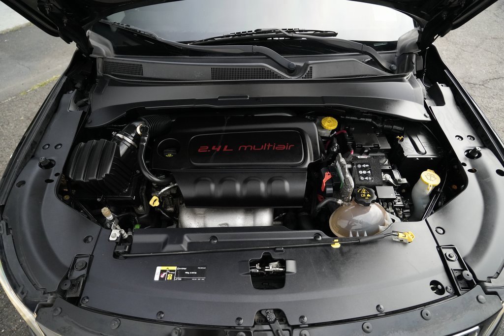 Used 2018 Jeep Compass Limited w/ Navigation Group image 17