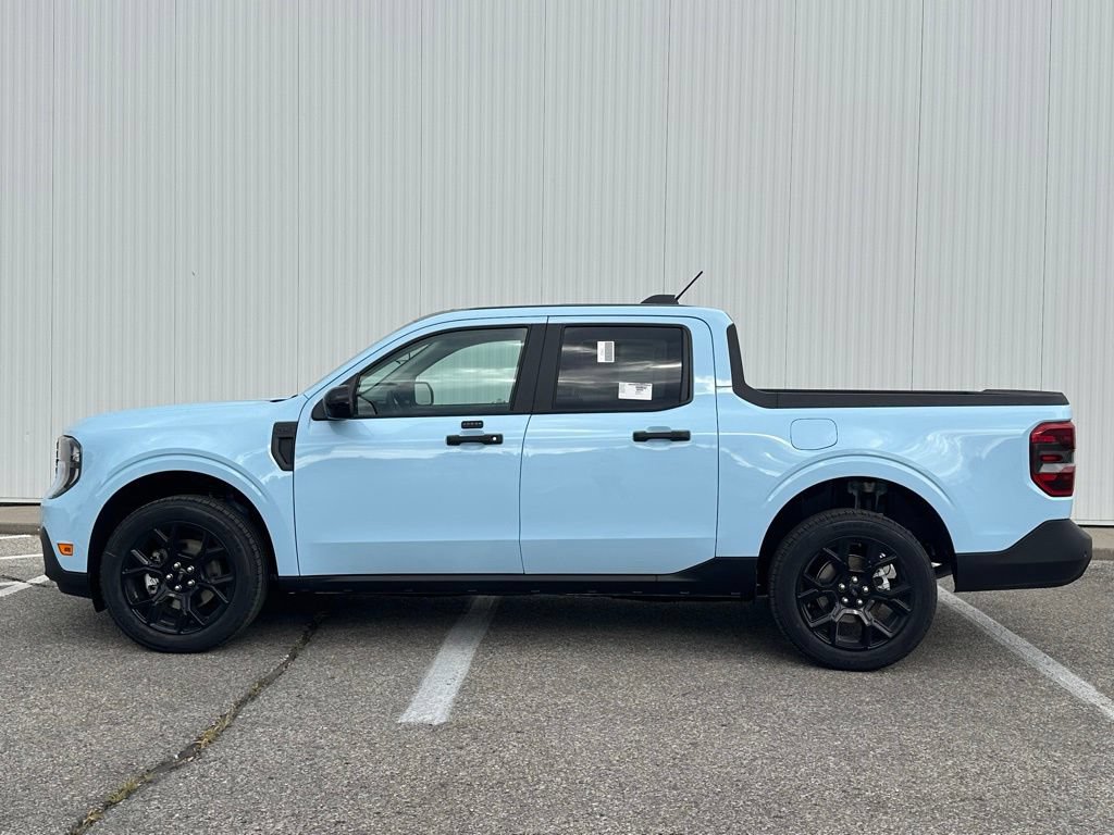 New 2026 Ford Maverick XLT w/ Equipment Group 301A AWD/4WD image 2