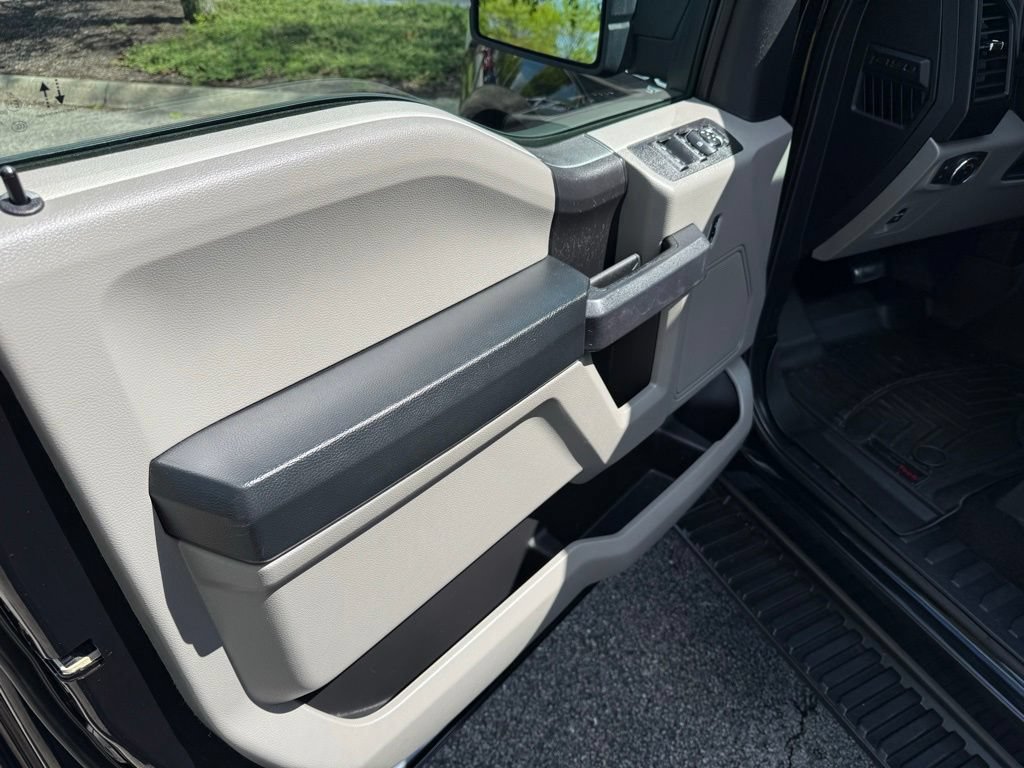 Used 2020 Ford F150 XL w/ Equipment Group 101A Mid AWD/4WD image 13