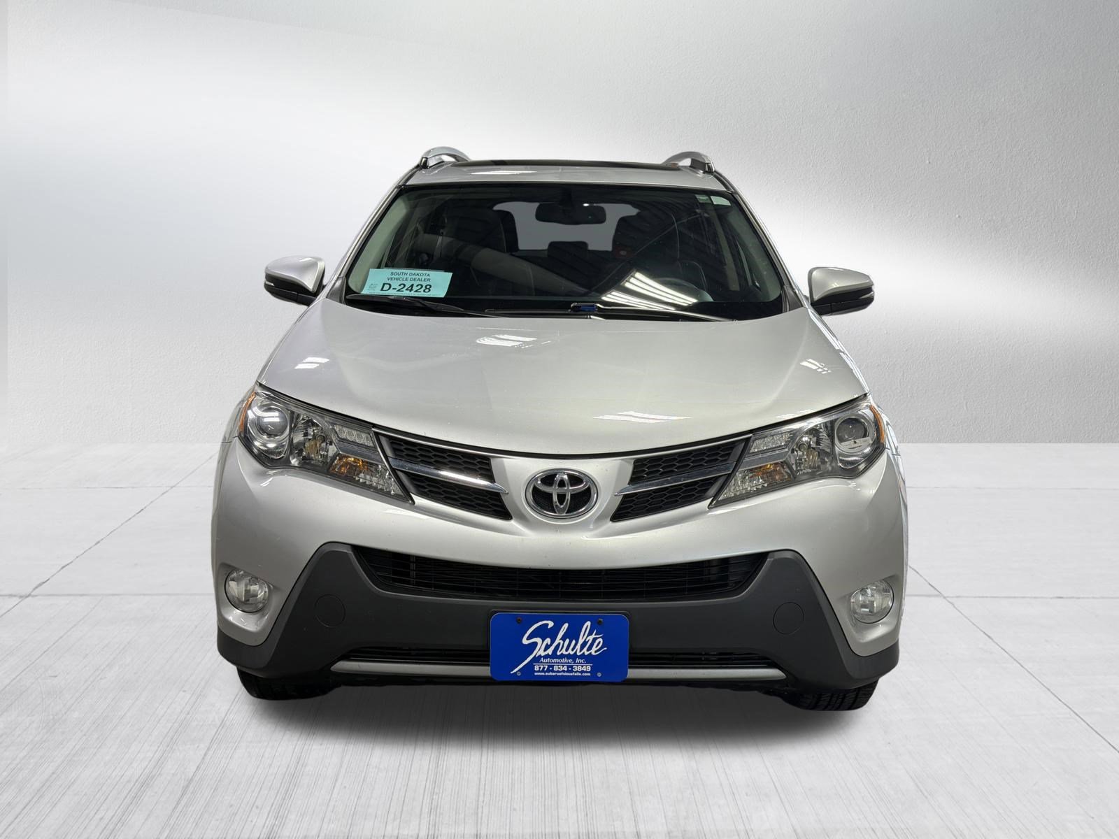 Used 2014 Toyota RAV4 Limited FWD image 2