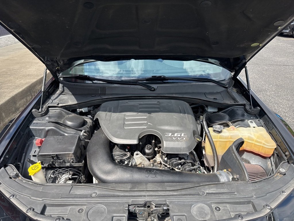 Used 2018 Chrysler 300 S w/ 300S Premium Group image 63