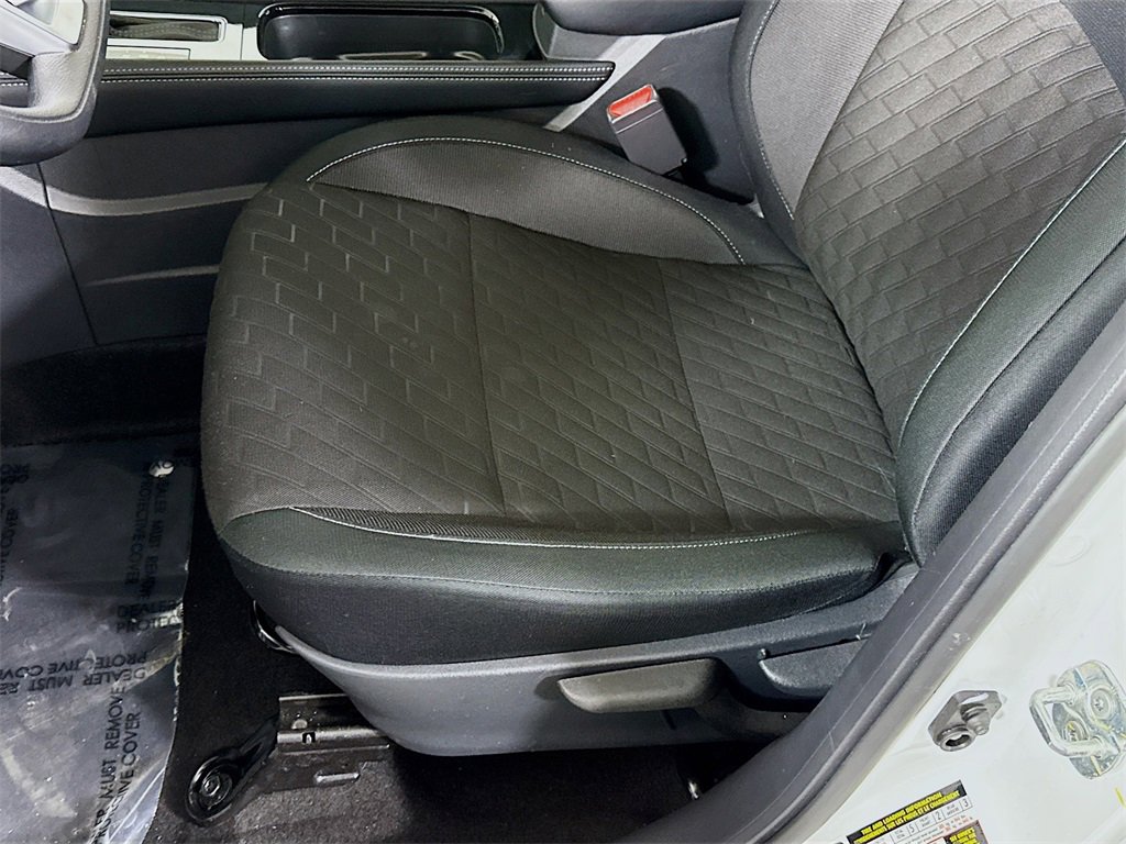 Certified 2024 Nissan Kicks SV image 22