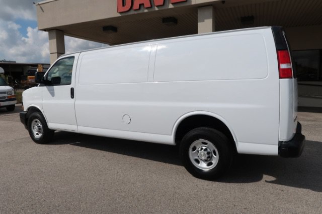 Used 2021 Chevrolet Express 2500 Extended RWD image 6
