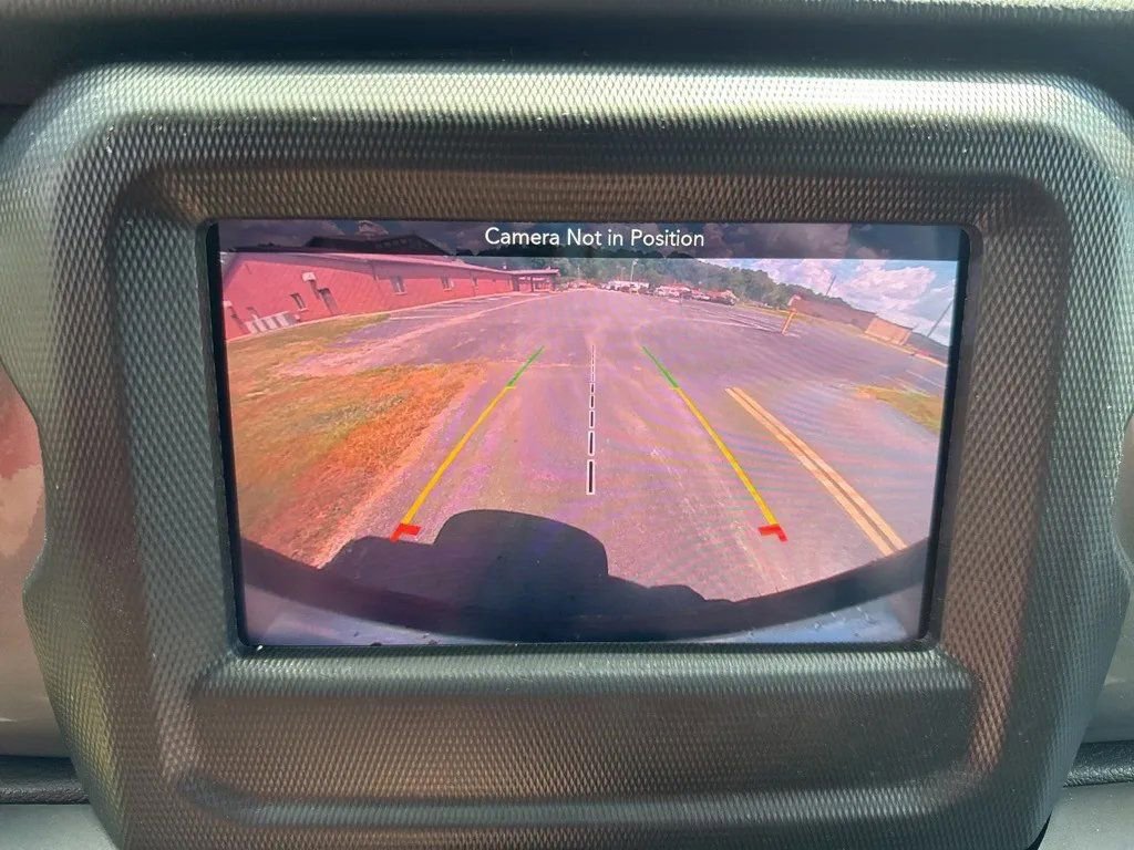 Used 2021 Jeep Wrangler Unlimited Sahara AWD/4WD image 21