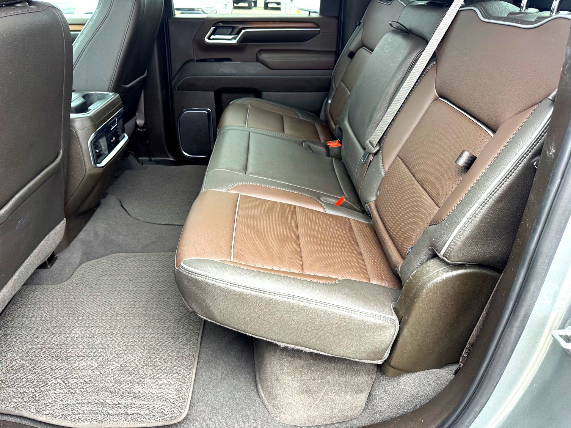 Used 2024 GMC Sierra 2500 Denali w/ Denali Reserve Package image 21