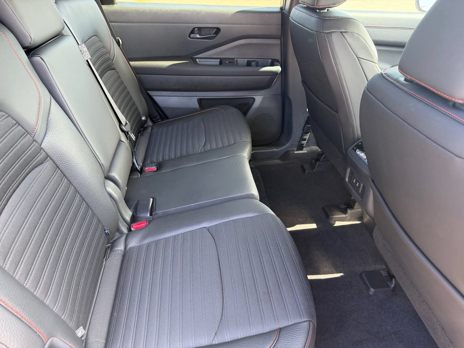 New 2026 Nissan Pathfinder Rock Creek AWD/4WD image 13