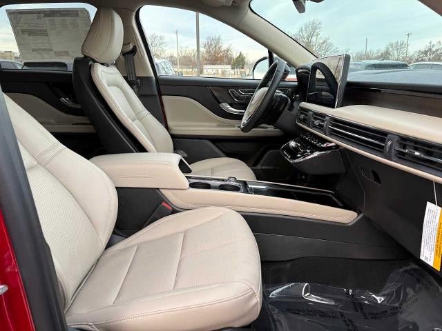 New 2026 Lincoln Corsair Reserve FWD image 19
