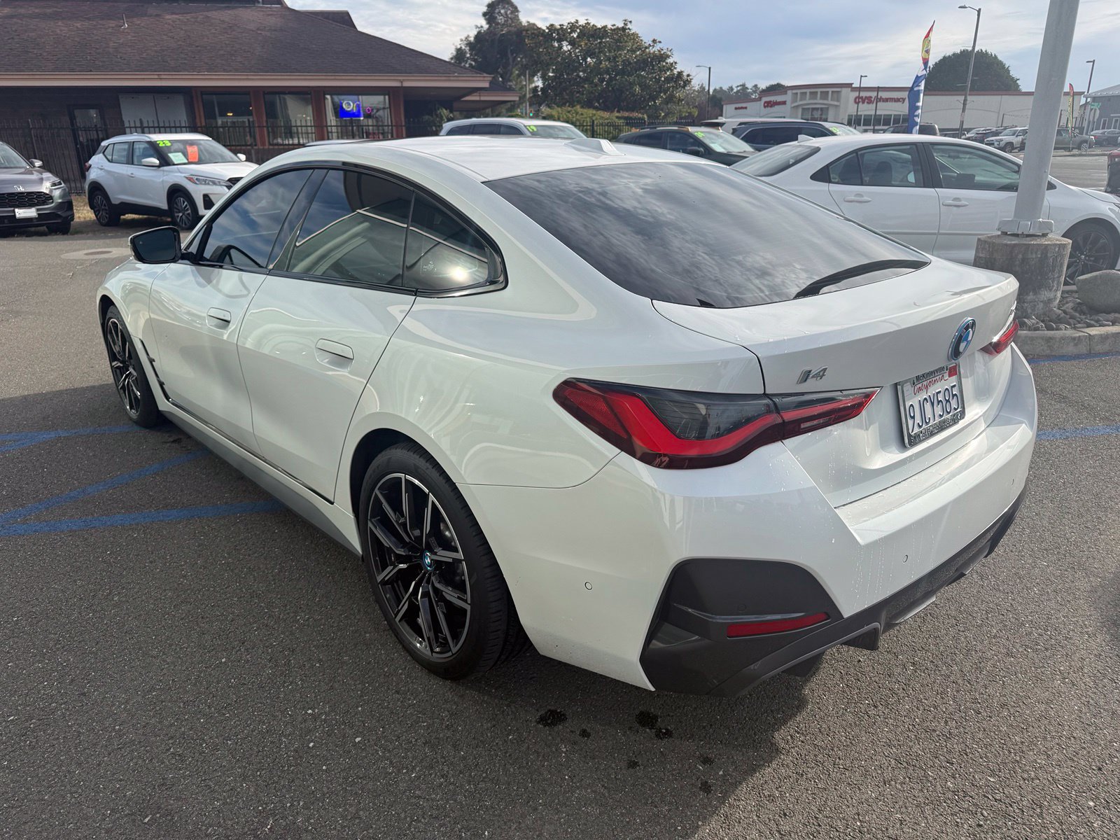 Used 2023 BMW i4 eDrive40 w/ M Sport Package RWD image 6
