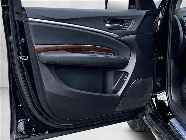 Used 2018 Acura MDX FWD image 18