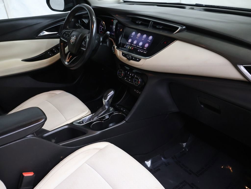 Used 2021 Buick Encore GX Select image 11