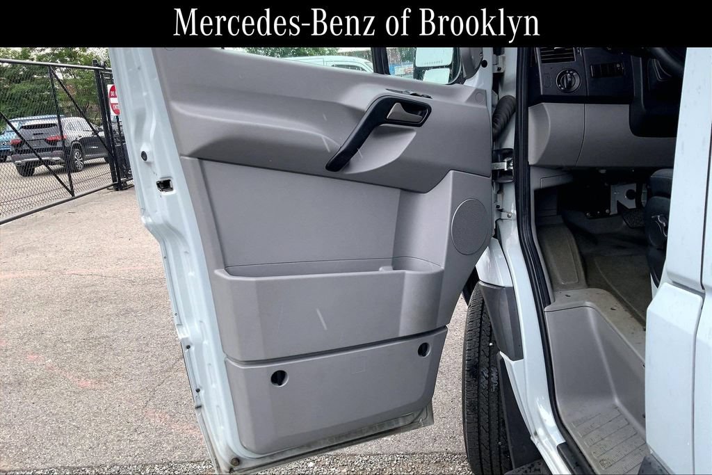Used 2016 Mercedes-Benz Sprinter 2500 image 20