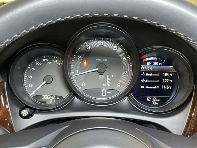 Certified 2022 Porsche Macan AWD/4WD image 44