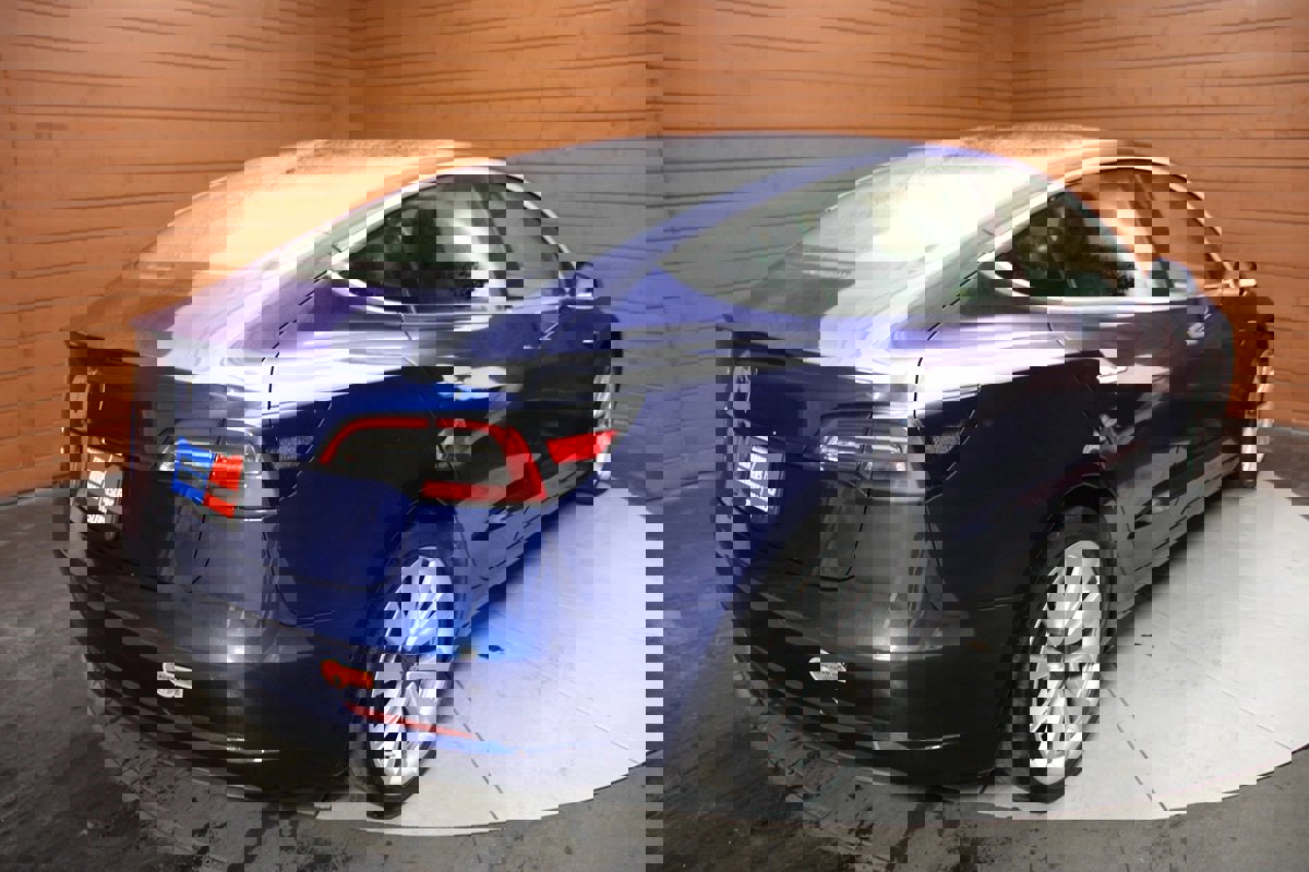 Used 2020 Tesla Model 3 Long Range image 6