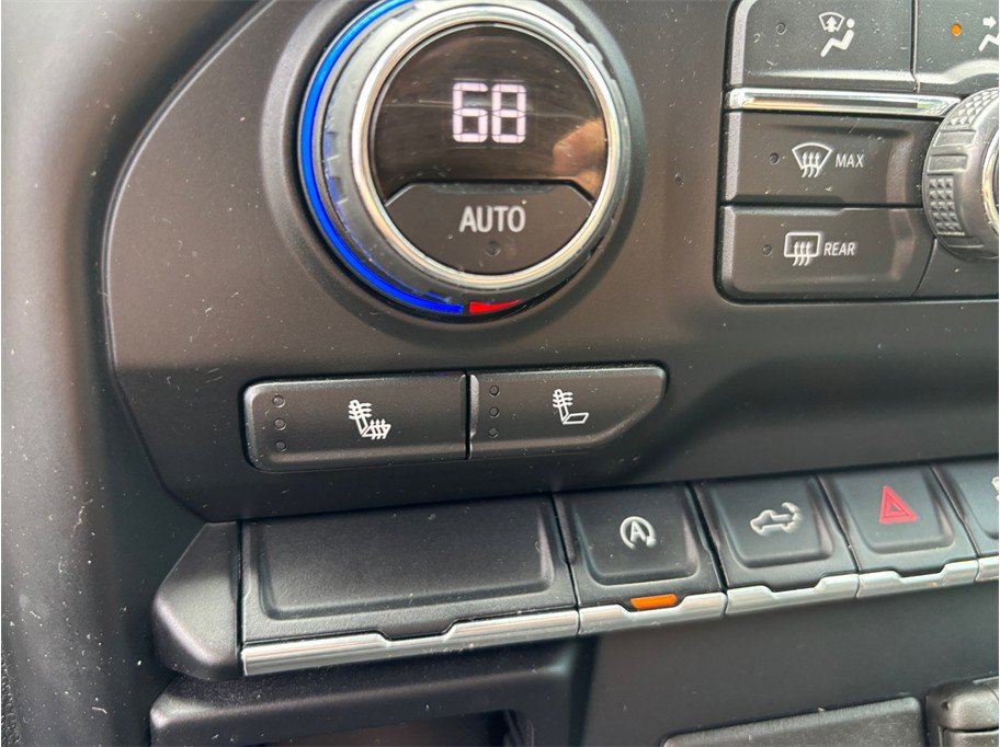 Used 2020 Chevrolet Silverado 1500 LT w/ All-Star Edition image 31