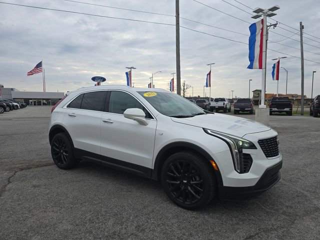 Used 2022 Cadillac XT4 Luxury image 3