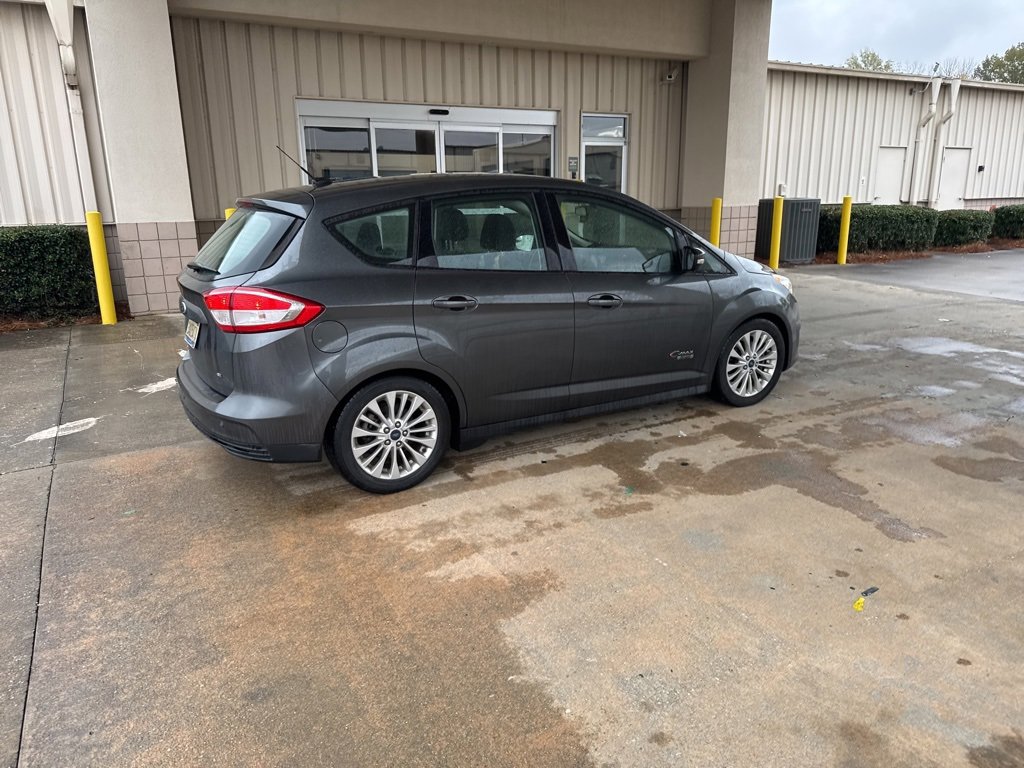 Used 2017 Ford C-MAX Energi SE w/ Equipment Group 401A image 10
