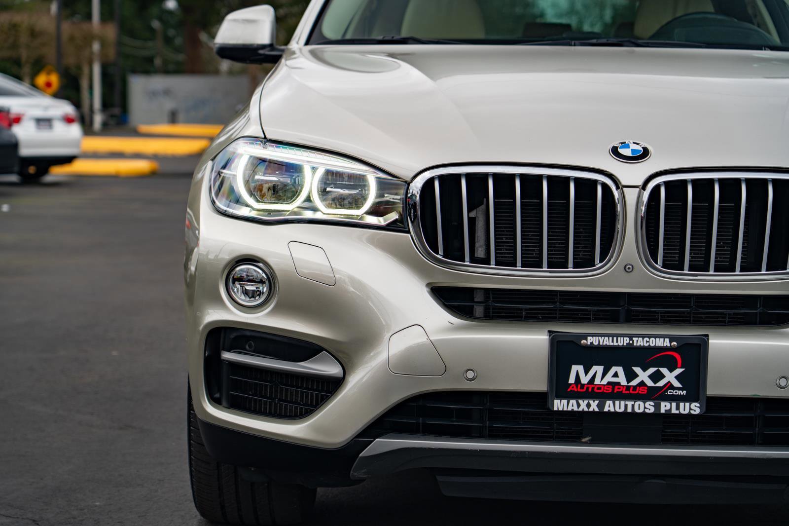 Used 2015 BMW X6 xDrive50i AWD/4WD image 6