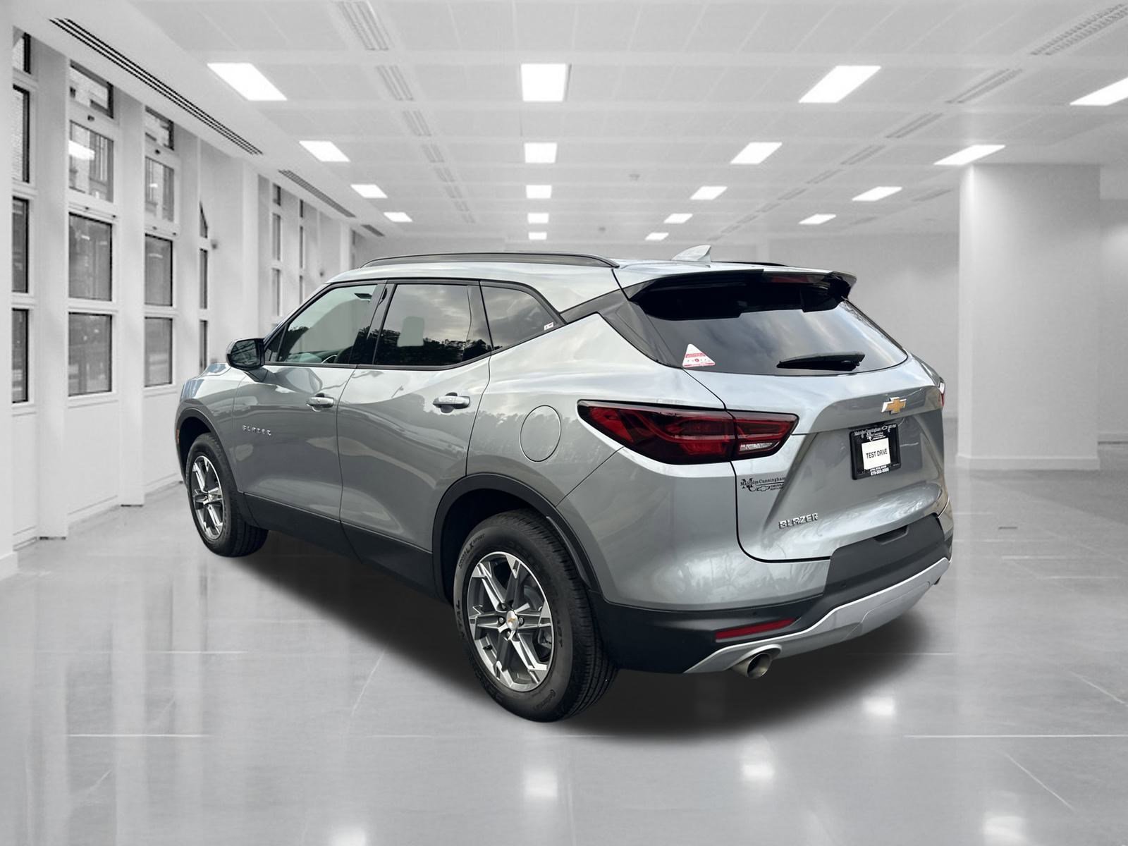 New 2025 Chevrolet Blazer LT w/ Convenience Package FWD image 7