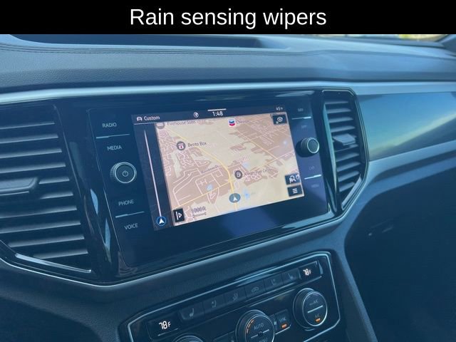 Used 2021 Volkswagen Atlas Cross Sport SEL Premium image 17