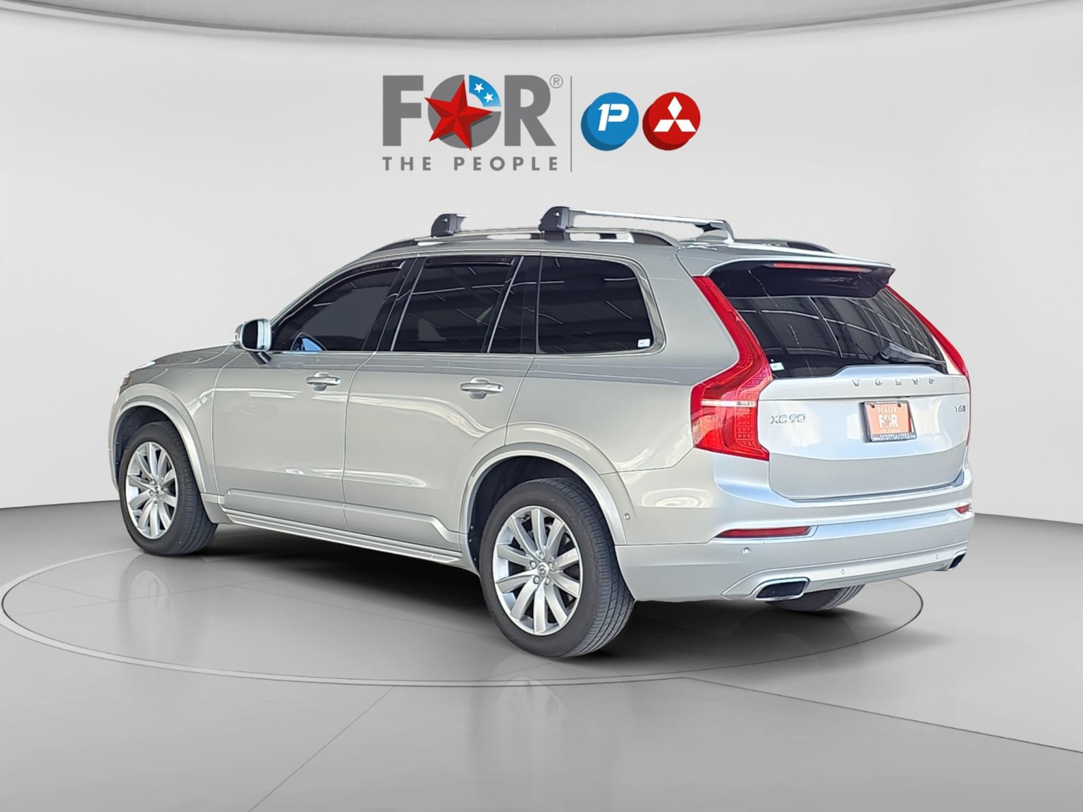 Used 2016 Volvo XC90 T6 Momentum AWD/4WD image 7