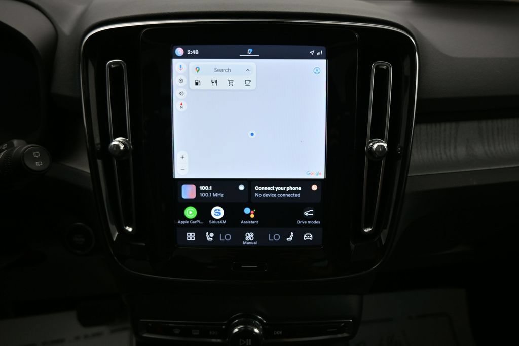 Used 2023 Volvo XC40 B5 Plus w/ Climate Package AWD/4WD image 18