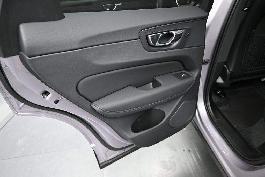 New 2027 Volvo XC60 T8 Ultra AWD/4WD image 14