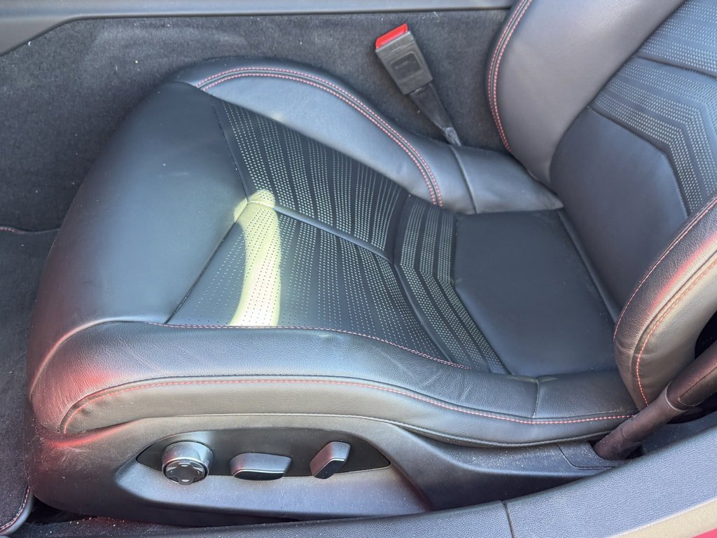 Used 2020 Chevrolet Corvette Stingray Premium Cpe w/ 3LT Preferred Equipment Group image 27