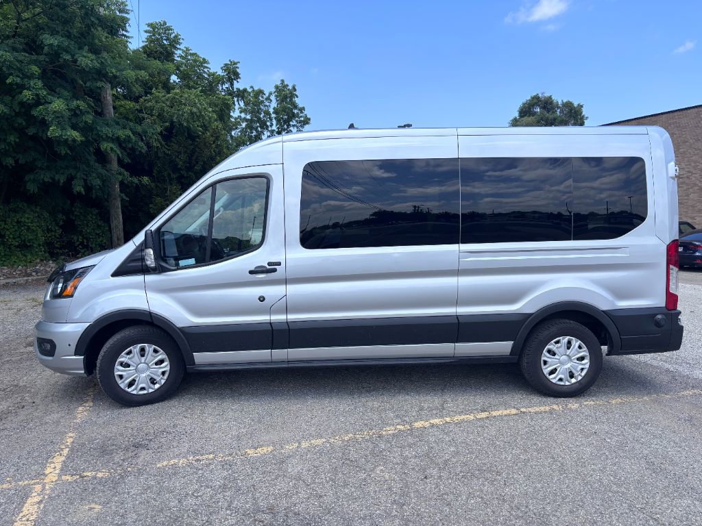 Used 2024 Ford Transit 350 XLT image 2