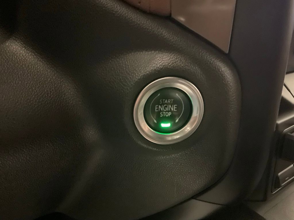 Used 2021 Chevrolet Silverado 1500 High Country image 18