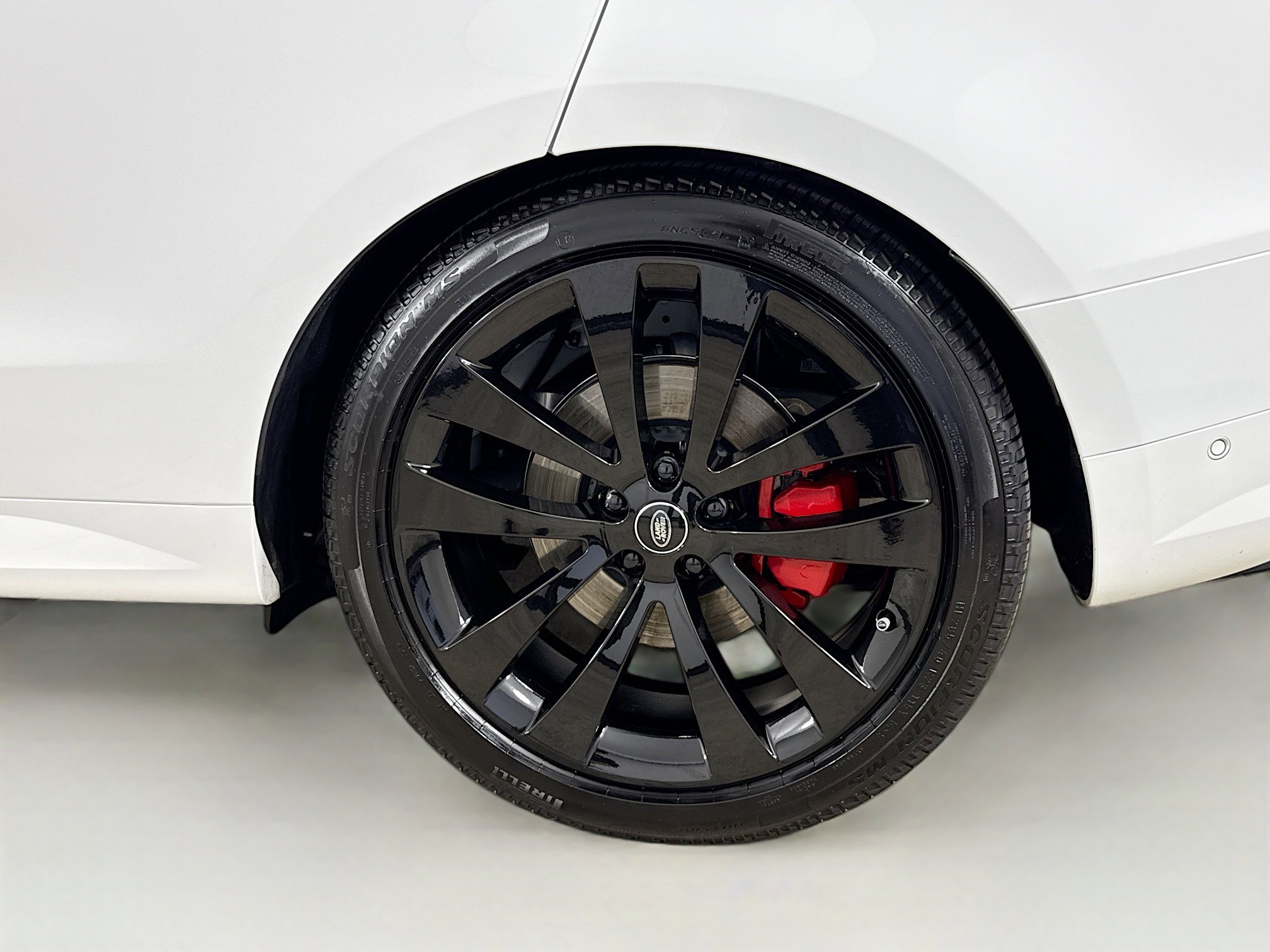 Used 2025 Land Rover Range Rover Sport Dynamic SE image 33