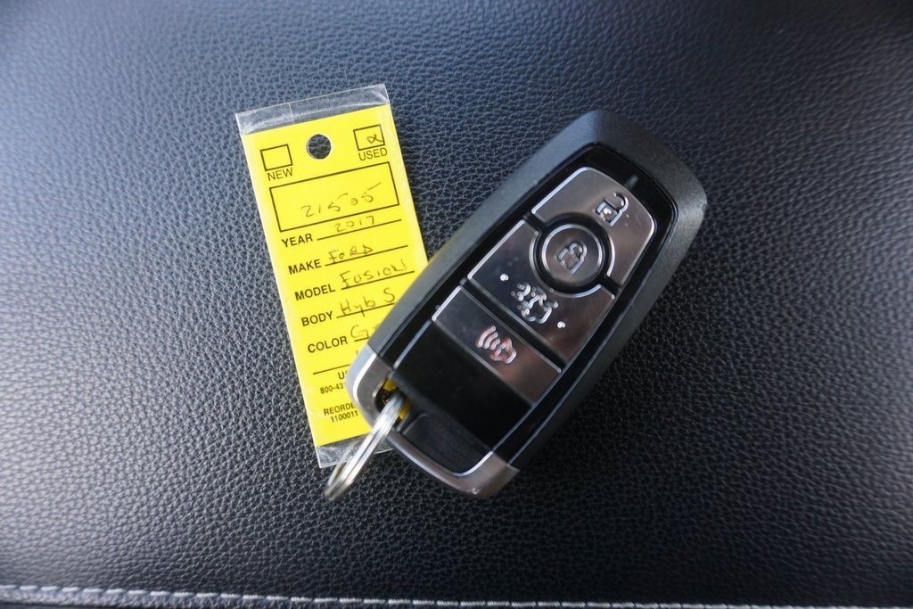 Used 2017 Ford Fusion S image 30